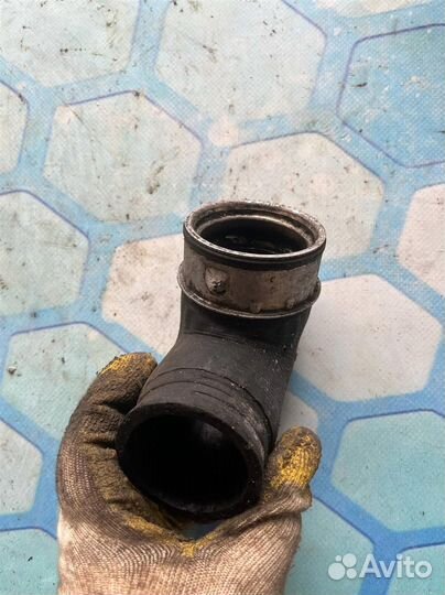 Патрубок интеркулера 8D0145834L