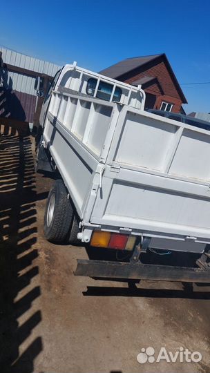 Mitsubishi Fuso Canter, 1998