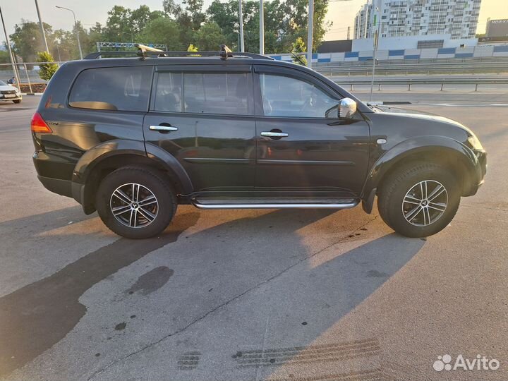 Mitsubishi Pajero Sport 2.5 AT, 2012, 284 000 км