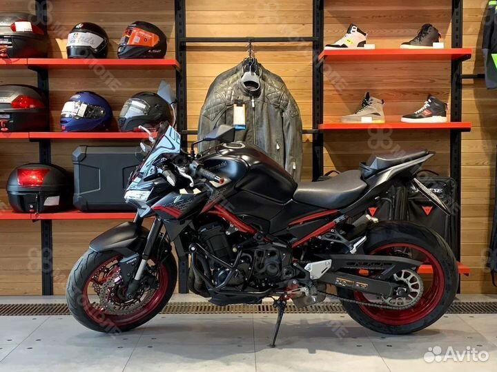 Мотоцикл Kawasaki Z 900 2021