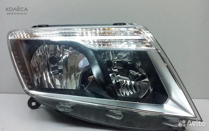 Фара Nissan terrano D10 правая