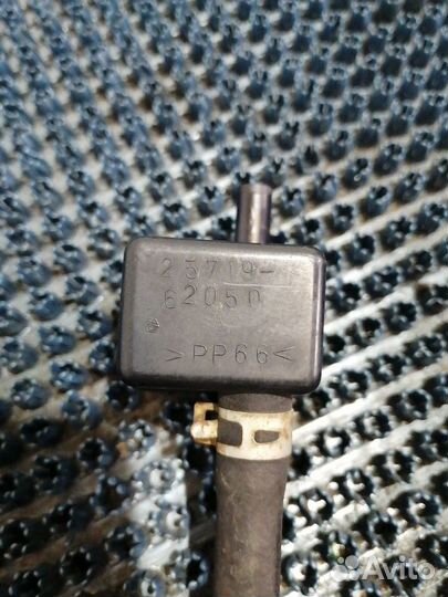 Клапан вакуумный Toyota Estima