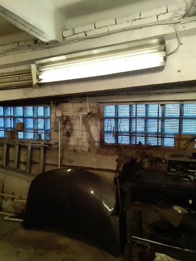 Гараж, > 30 м²