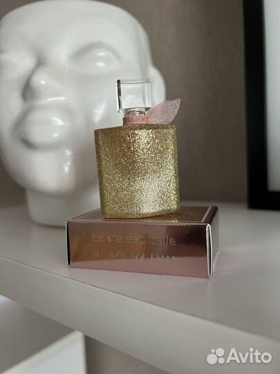 Мини версия аромата La Vie est belle от Lancome