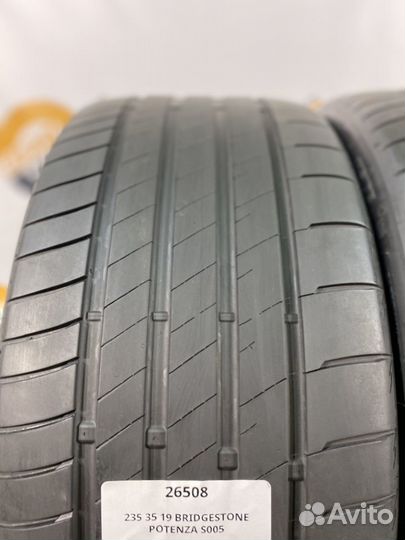 Bridgestone Potenza S005 235/35 R19 92Y