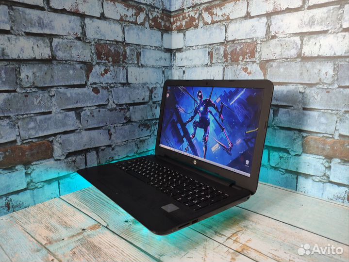 Игровой ноутбук HP core i3/16gb/r5m330