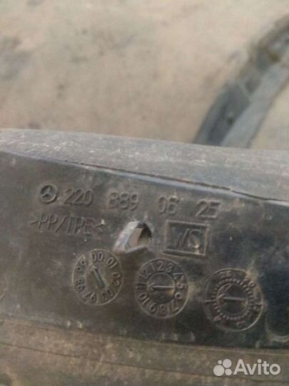Пыльник крыла Мерседес w220