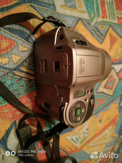 Продаю фотоаппарат Оlympus is 200Д