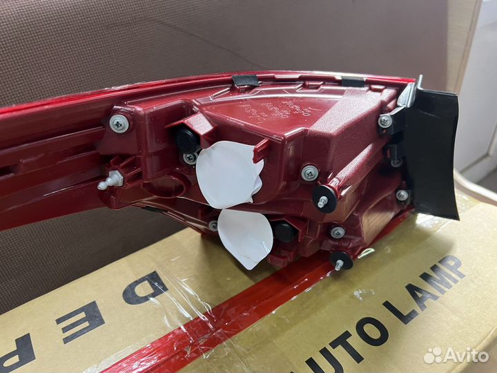 Фонарь Hyundai Solari 2 92402H5000