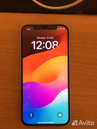iPhone 12, 64 ГБ