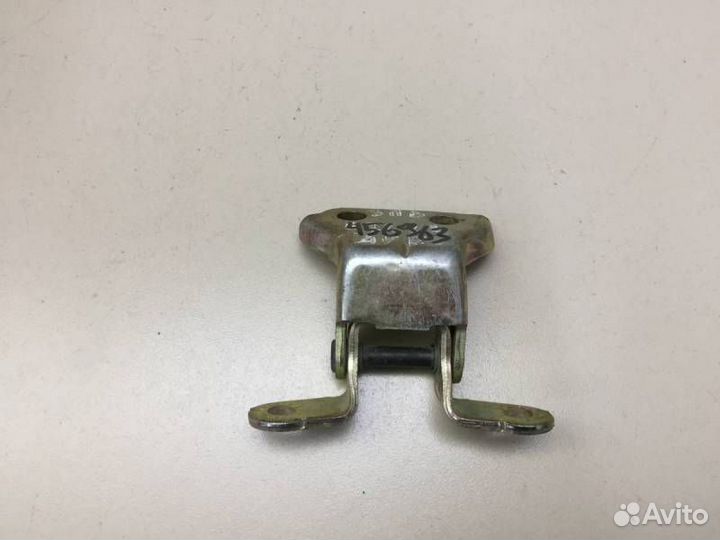 Петля двери задней правой верхняя Chevrolet Aveo T