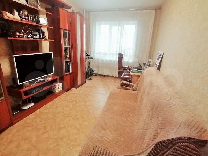 2-к. квартира, 50 м², 9/10 эт.