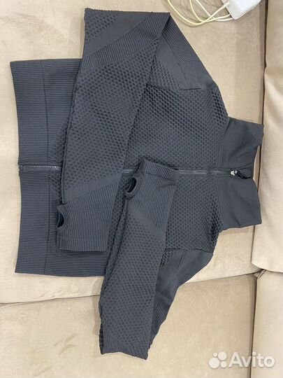 Рашгард спортивный женский