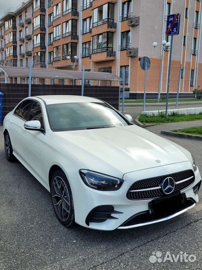 Аренда Mercedes с водителем в Сочи и по России