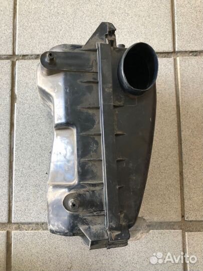 Корпус воздушного фильтра Hafei Brio HFJ7110