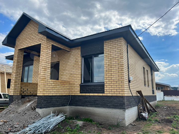 Дом 96 м² на участке 6 сот.