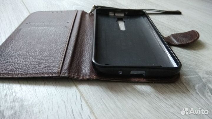 Чехол для Asus ZenFone 2 5.5 ZE 551ML