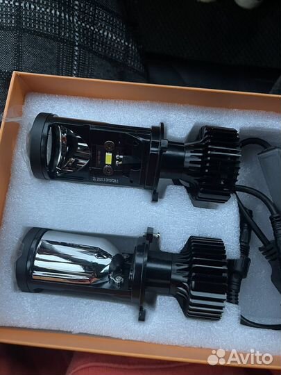 Лампы светодиодные, линзованные H4