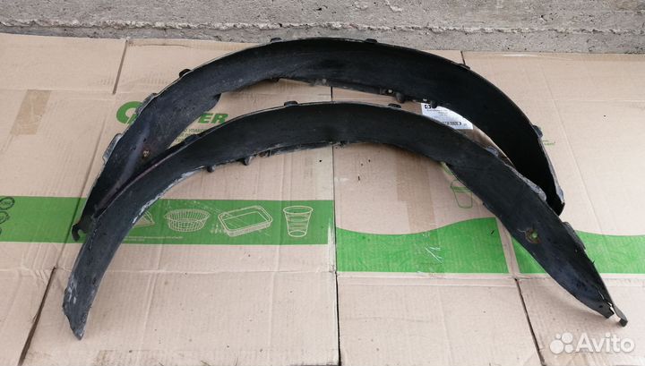 Подкрылки передние BMW e30