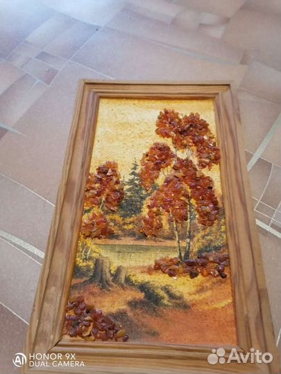 Картины с янтарем