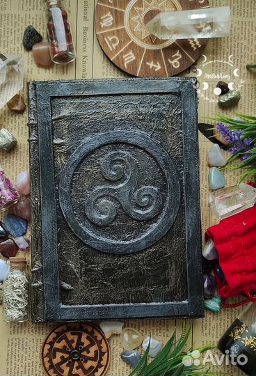 Блокнот крафт Трискелион (волчонок, teen wolf)