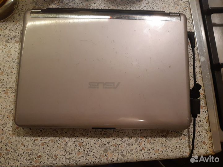Нетбук asus