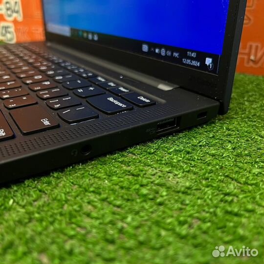 Ноутбук Lenovo Core i7-1260P/16GB/512gb/ X1 Carbon