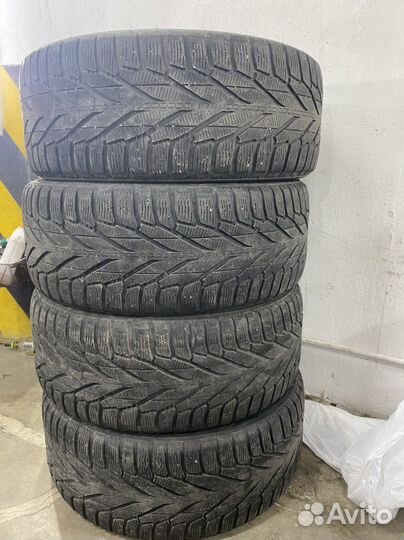 Nokian Tyres Hakkapeliitta R2 SUV 255/55 R18