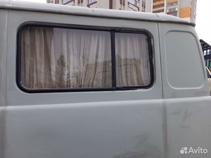 Стёкла и форточки УАЗ буханка