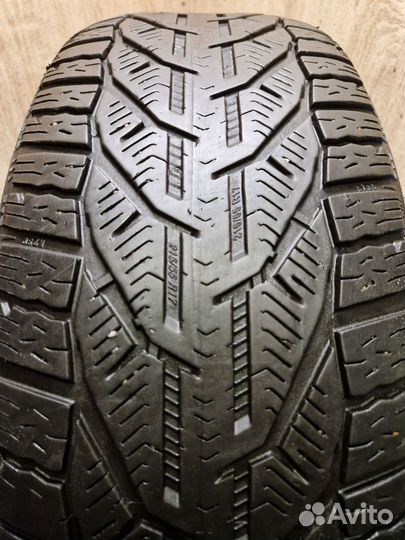 Kormoran Snow 215/55 R17 98V