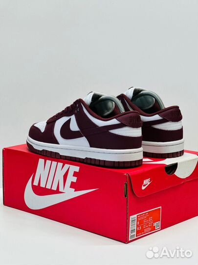 Кроссовки Nike SB Dunk Low