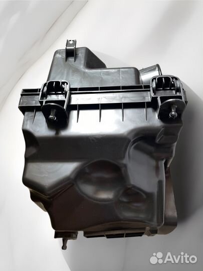 Корпус воздушного фильтра toyota rav 4 lexus