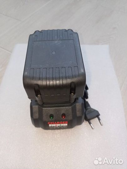 Зарядное устройство Heimerdinger ледобура