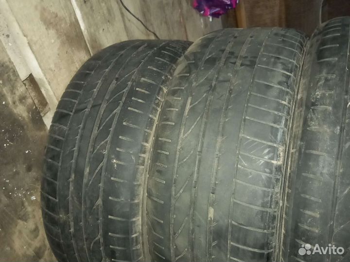 Bridgestone Potenza RE050A 215/50 R17