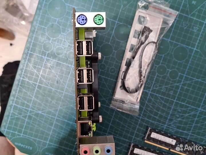 Новый комплект 2011: X79 + Xeon 2630v2 + 32Gb RAM