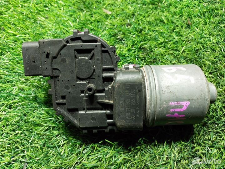 Моторчик стеклоочистителя Volkswagen Passat (B5) V