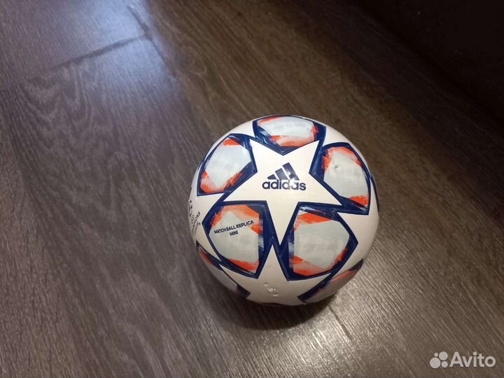 Мяч футбольный 