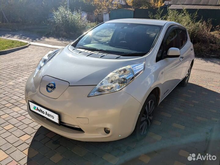 Nissan Leaf AT, 2014, 175 000 км