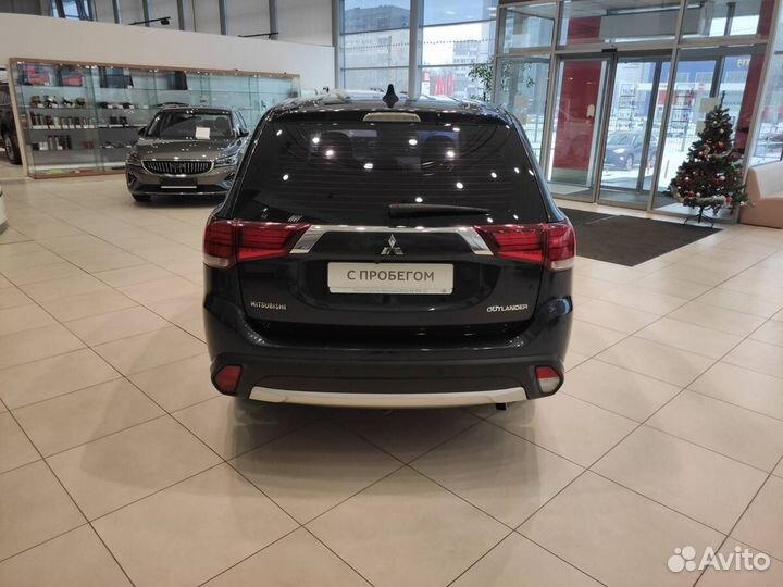 Mitsubishi Outlander 2.0 CVT, 2018, 162 323 км