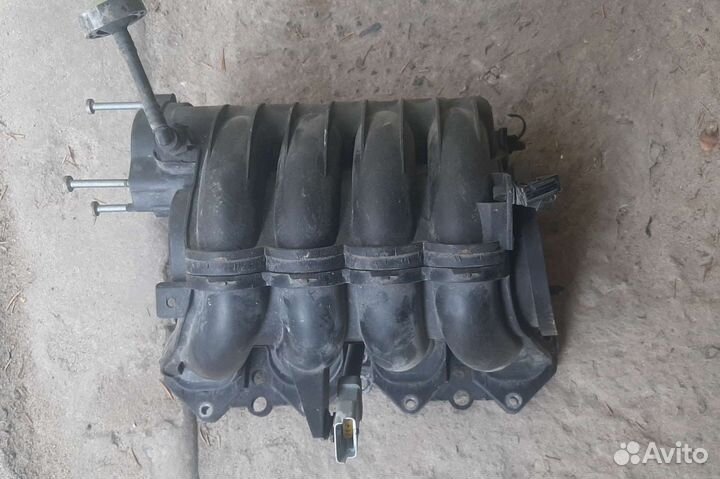 Citroen Peugeot впускной коллектор