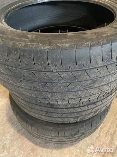 Kumho Ecsta HS52 205/55 R16