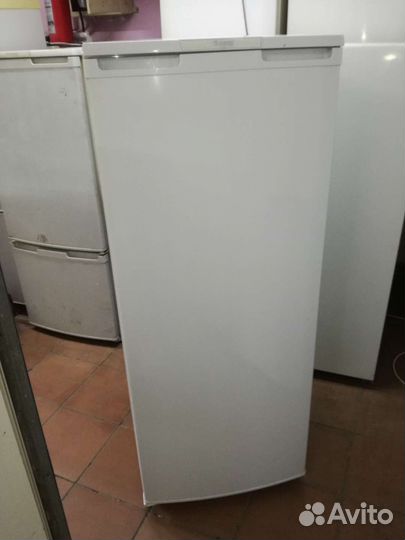 Холодильник бирюса