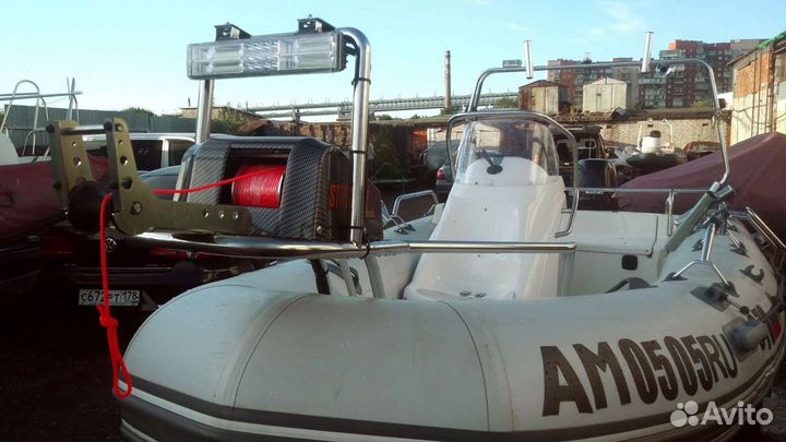 Установка якорной лебедки