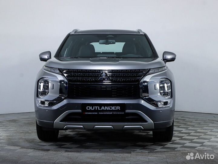Mitsubishi Outlander 2.5 CVT, 2022