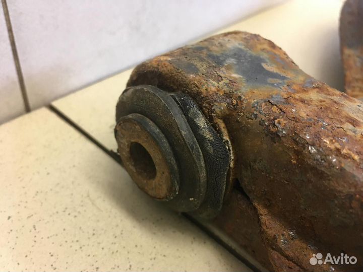 Рычаг передний Fabia 1999-2006