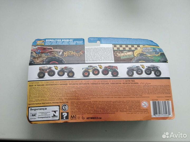 Hot Wheels Monster Trucks demolition doubles