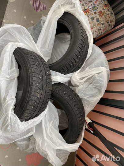 Bridgestone Ice Cruiser 7000 195/55 R15