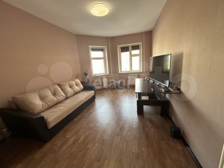2-к. квартира, 55 м², 5/9 эт.
