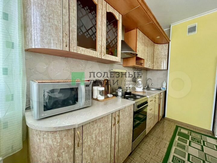 2-к. квартира, 77 м², 2/17 эт.