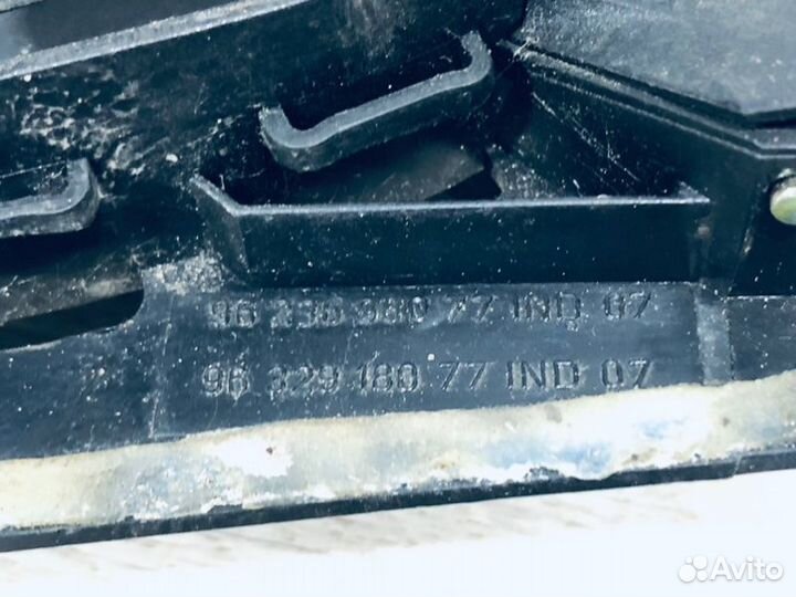 Ручка двери задняя левая Peugeot 206 1.4 KFW 2006